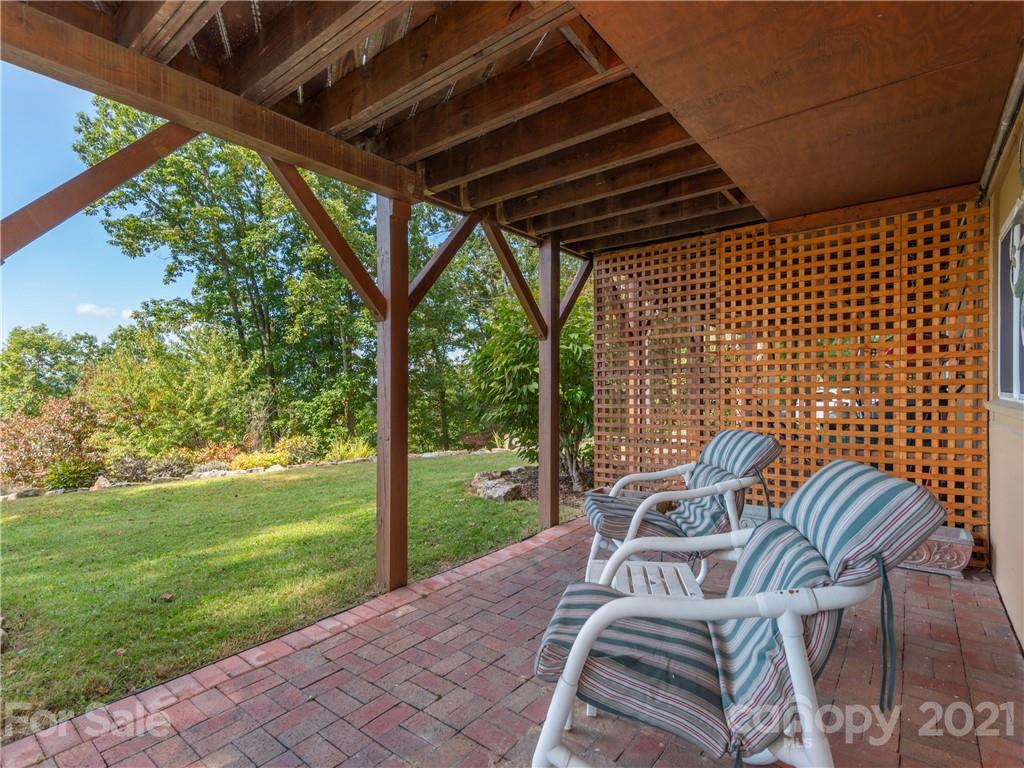 19 Bent Tree Road Asheville, NC 28804 - Photo 34 of 37 Gallery Image 34