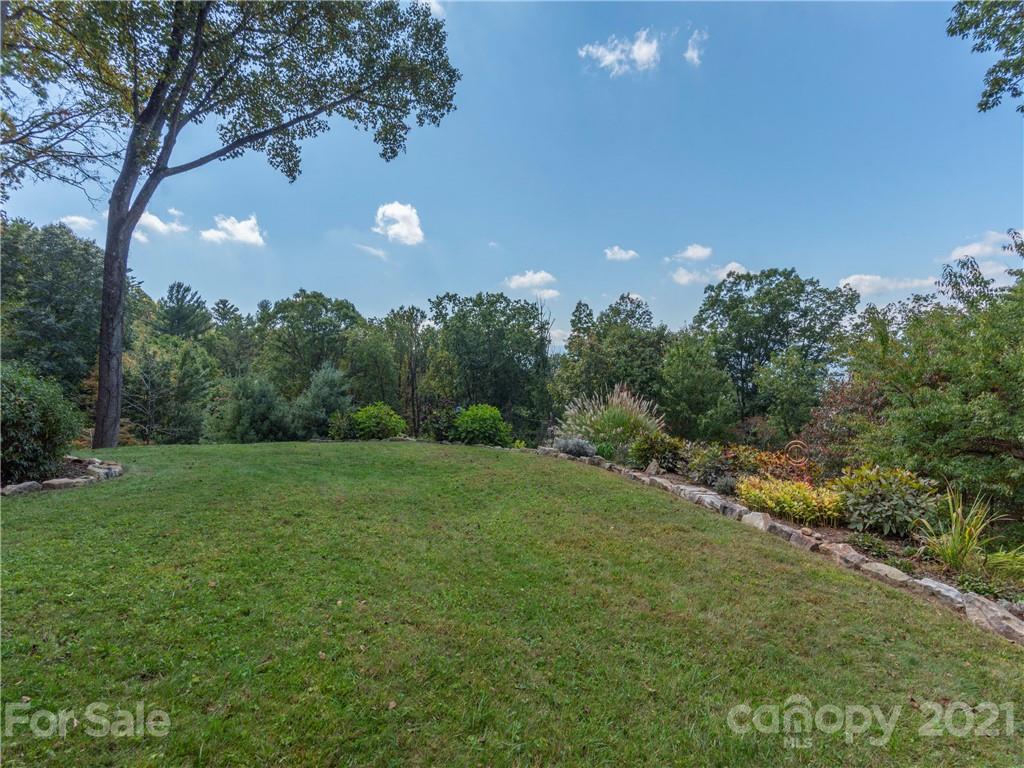 19 Bent Tree Road Asheville, NC 28804 - Photo 35 of 37 Gallery Image 35