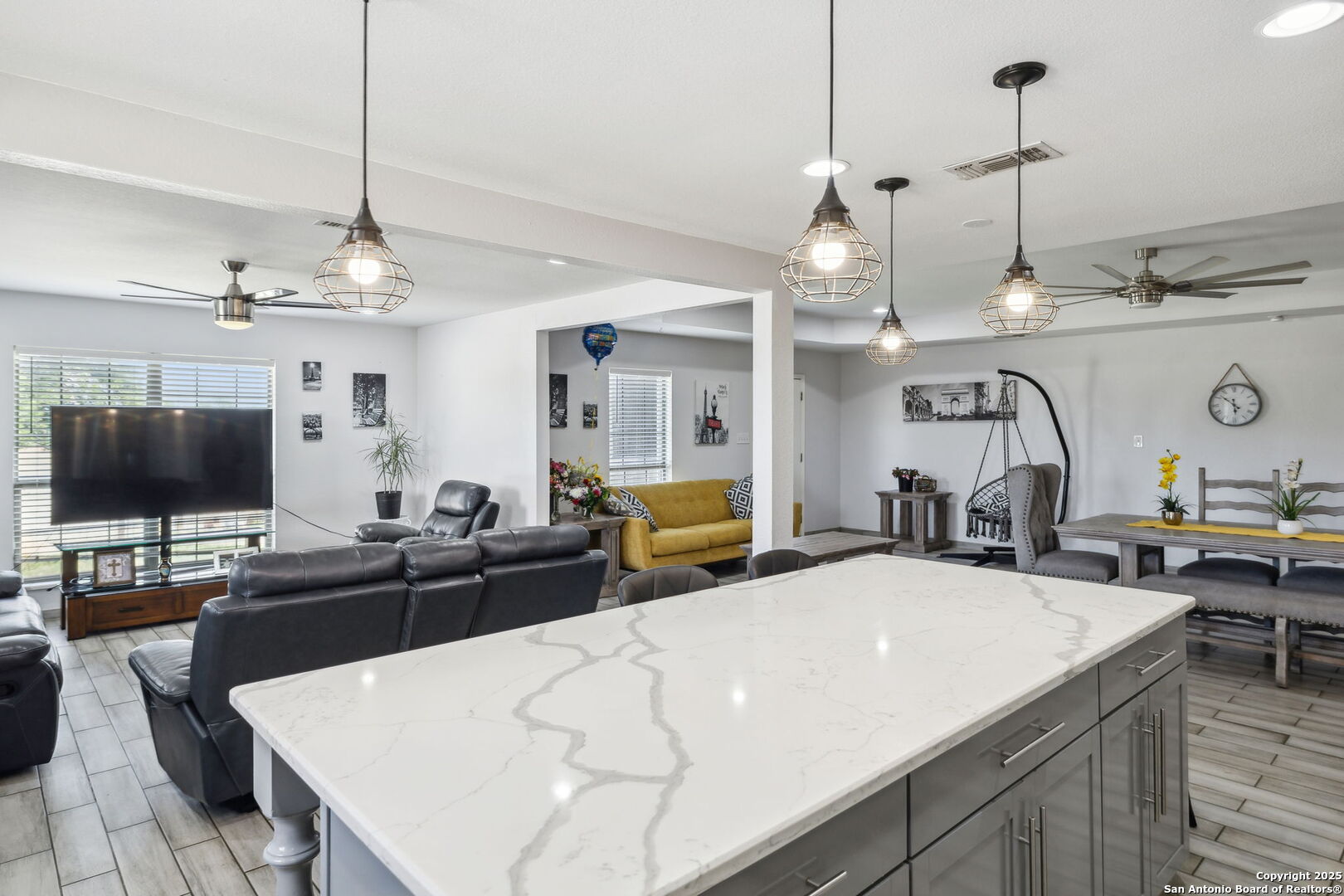 2355 Stuart Road Adkins, TX 78101 - Photo 4 of 46 a kitchen with a table and chairs in it