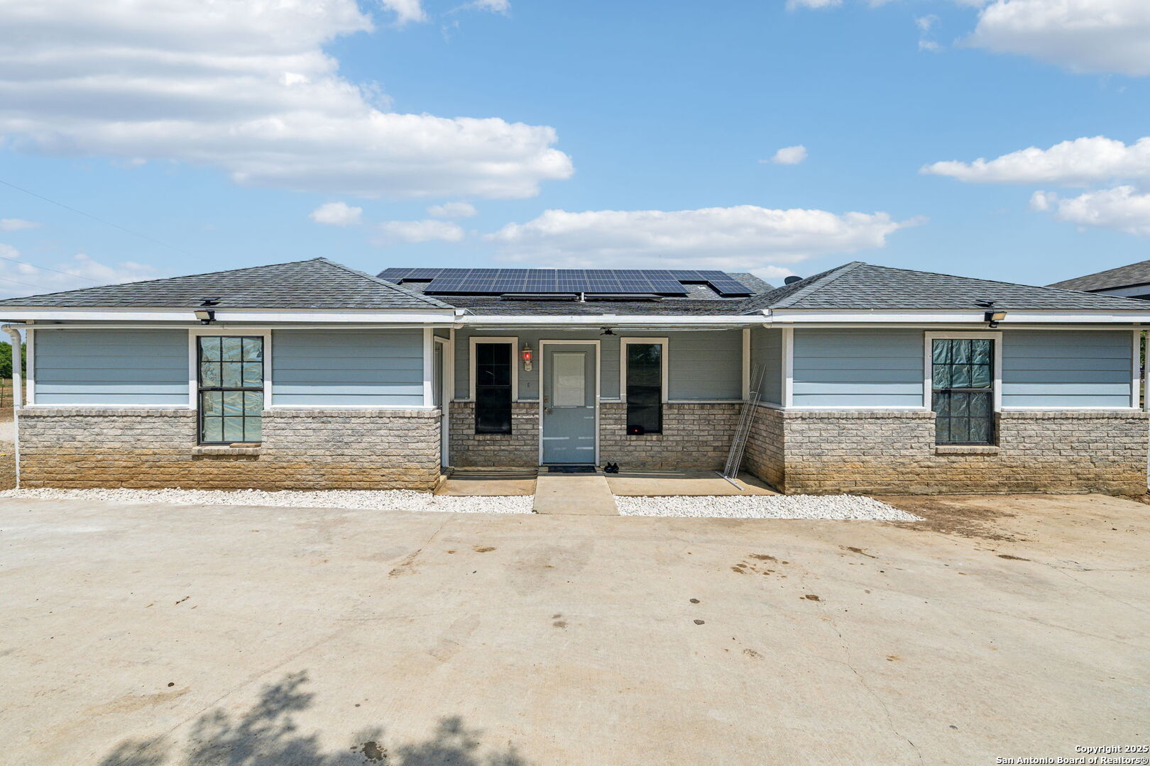 2355 Stuart Road Adkins, TX 78101 - Photo 45 of 46 front view of a house
