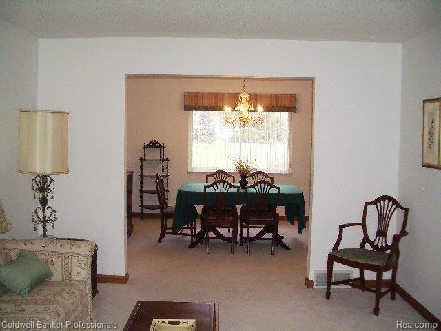 3227 Spring Meadow Drive Rochester, MI 48306 - Photo 6 of 25 Dining Room