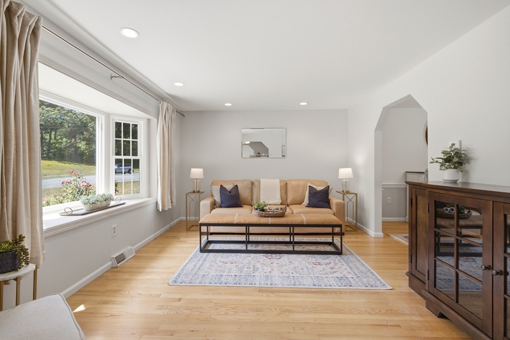3 Drone Road Walpole, MA 02081 - Photo 5 of 37