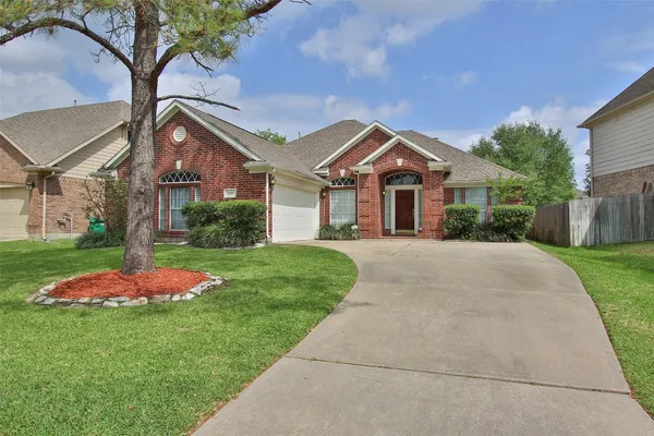 $2,200 | 9822 Therrell Drive, Houston, TX 77064
