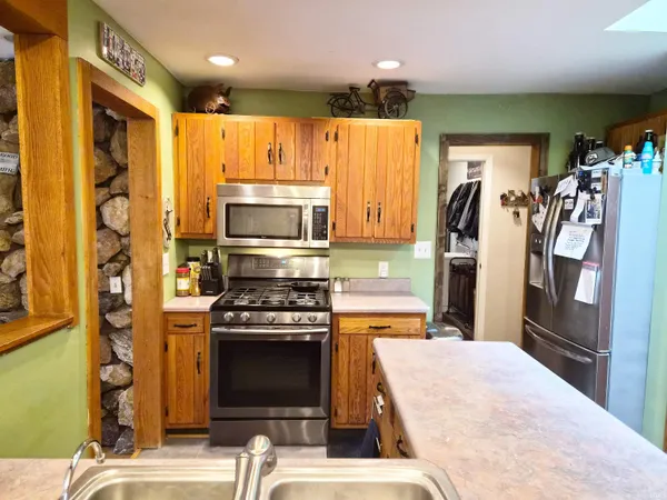 $292,000 | 564 East Pink Magnolia Drive, Winona Lake, IN 46590