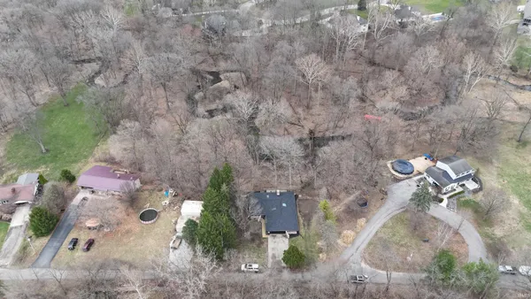 $292,000 | 564 East Pink Magnolia Drive, Winona Lake, IN 46590