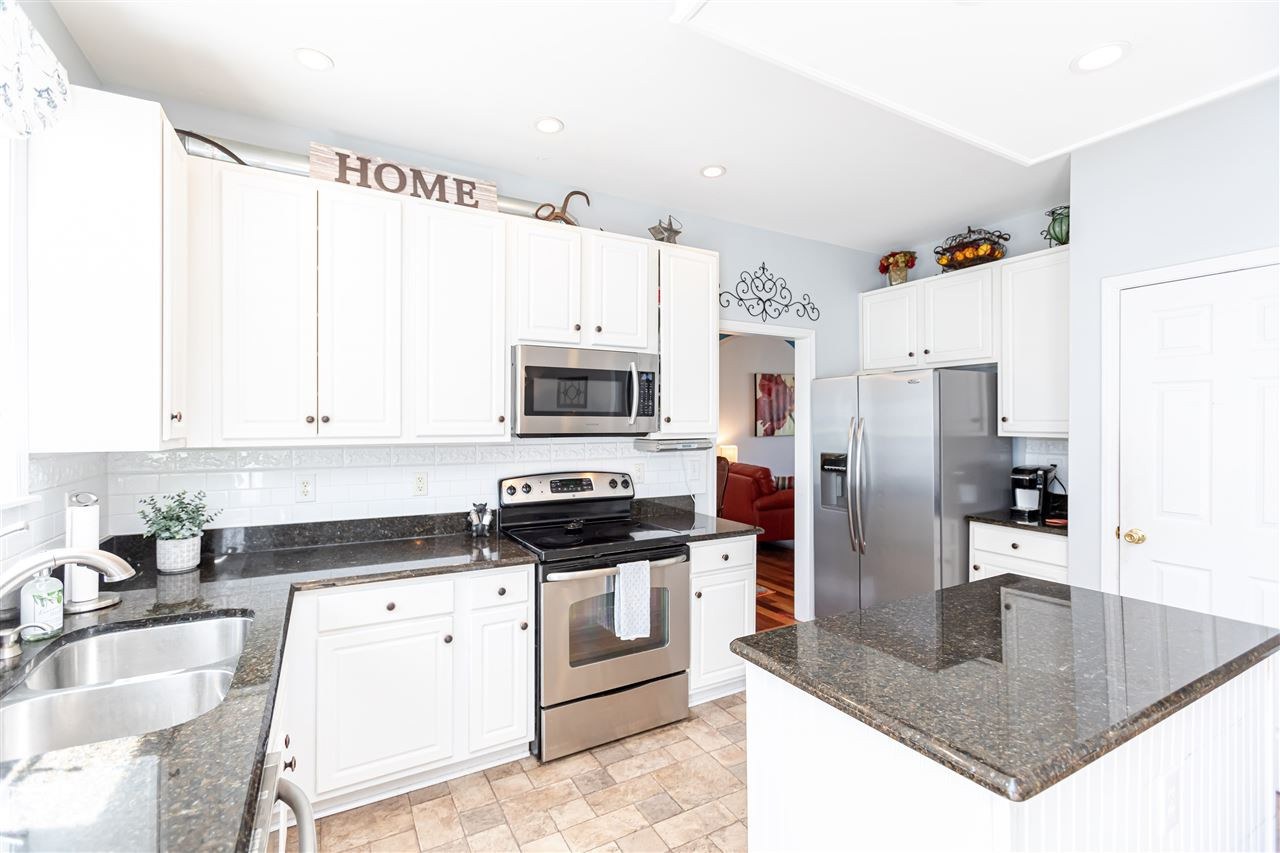 9016 Stoney Run Drive Raleigh, NC 27615 - Photo 9 of 24 Stainless Steel Appliances