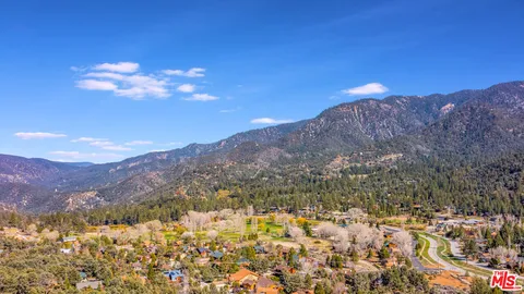$250,000 | 2800 Yukon Way, Pine Mountain Club, CA 93222