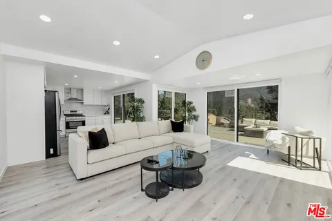 $250,000 | 2800 Yukon Way, Pine Mountain Club, CA 93222