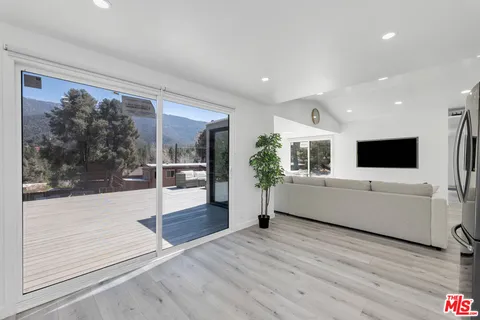 $250,000 | 2800 Yukon Way, Pine Mountain Club, CA 93222