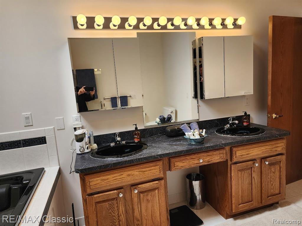 1186 Covington Pl Drive Rochester Hills, MI 48309 - Photo 28 of 54