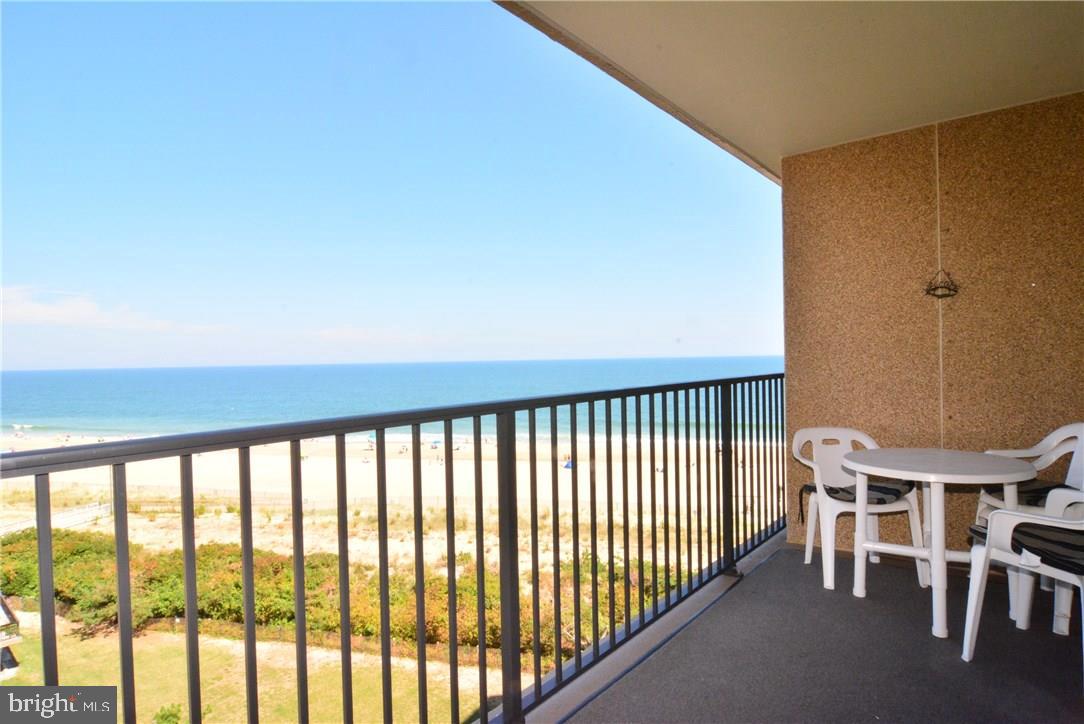 710 Harbour House Bethany Beach, DE 19930 - Photo 3 of 17 Gallery Image 3
