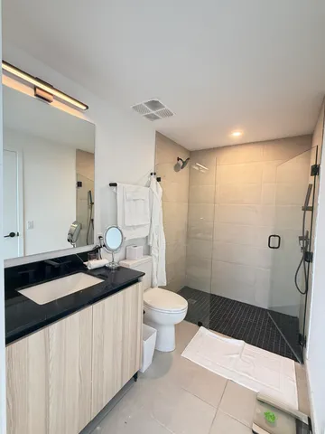 $549,000 | 225 North Miami Avenue, Unit 3502, Miami, FL 33128