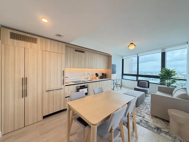 $549,000 | 225 North Miami Avenue, Unit 3502, Miami, FL 33128