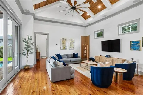 $1,325,000 | 6929 Vicksburg Street, New Orleans, LA 70124