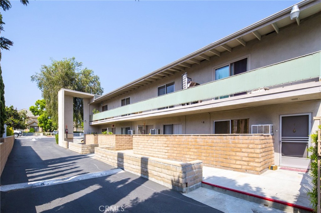 922 West Duarte Road, Unit 3 Arcadia, CA 91007 - Photo 4 of 16
