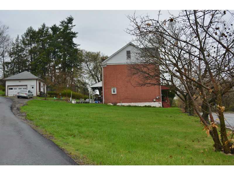 1000 Middletown Road Ingram, PA 15205 - Photo 15 of 17 Yard/Garden.