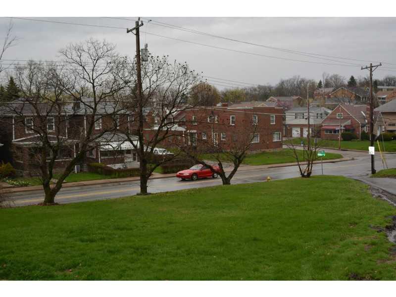 1000 Middletown Road Ingram, PA 15205 - Photo 17 of 17 Yard/Garden.