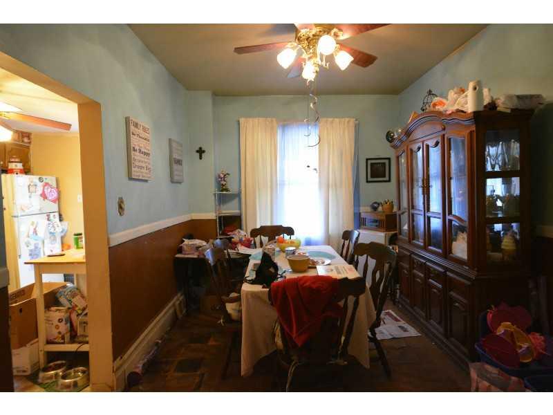 1000 Middletown Road Ingram, PA 15205 - Photo 4 of 17 Dining Room.
