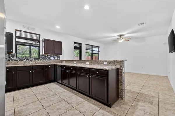 $4,600 | 11561 Southwest 232nd Lane, Unit 11561, Homestead, FL 33032