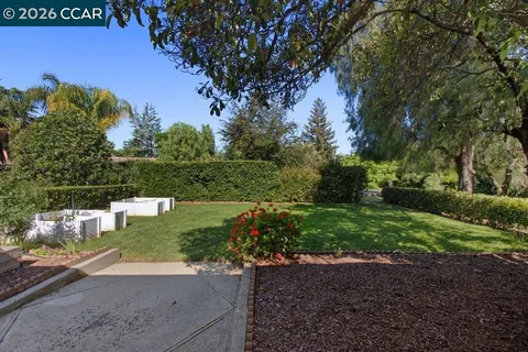 $1,095,000 | 1025 Panadero Way, Clayton, CA 94517
