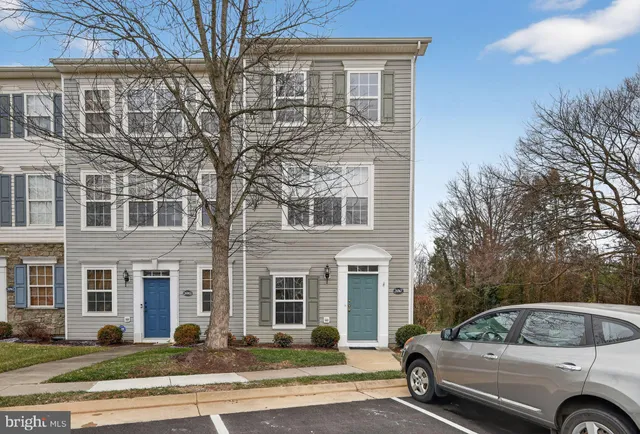 $450,000 | 21867 Goodwood Terrace, Ashburn, VA 20147