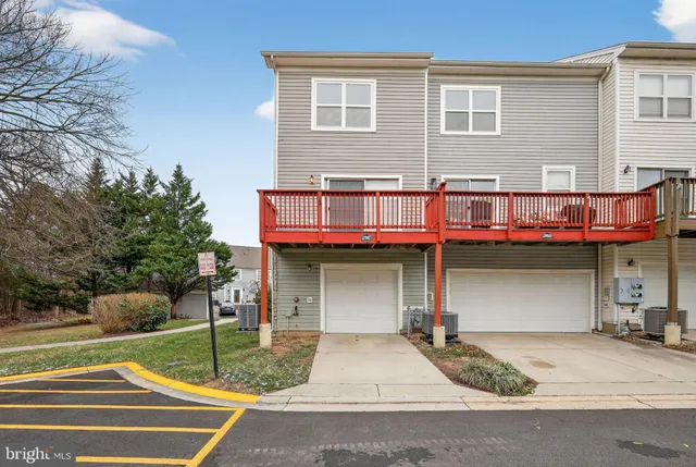 $450,000 | 21867 Goodwood Terrace, Ashburn, VA 20147
