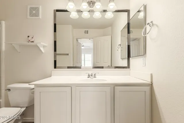 $394,000 | 2401 East Rio Salado Parkway, Unit 1048, Tempe, AZ 85288