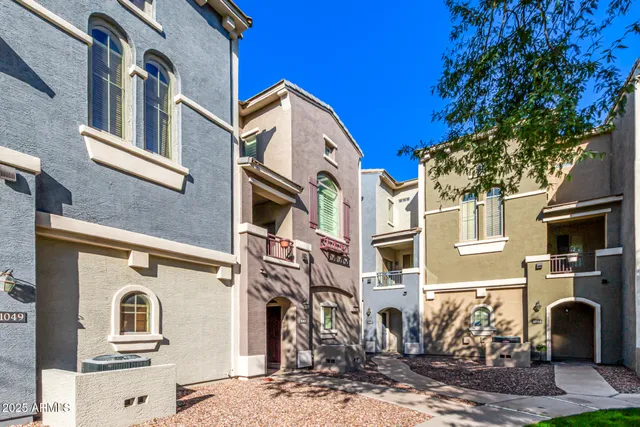 $394,000 | 2401 East Rio Salado Parkway, Unit 1048, Tempe, AZ 85288