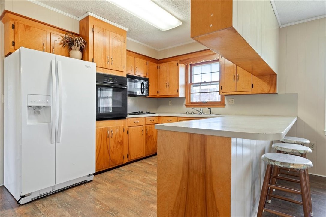 404 Dalton Road Seneca, SC 29678 - Photo 12 of 30 Gallery Image 12