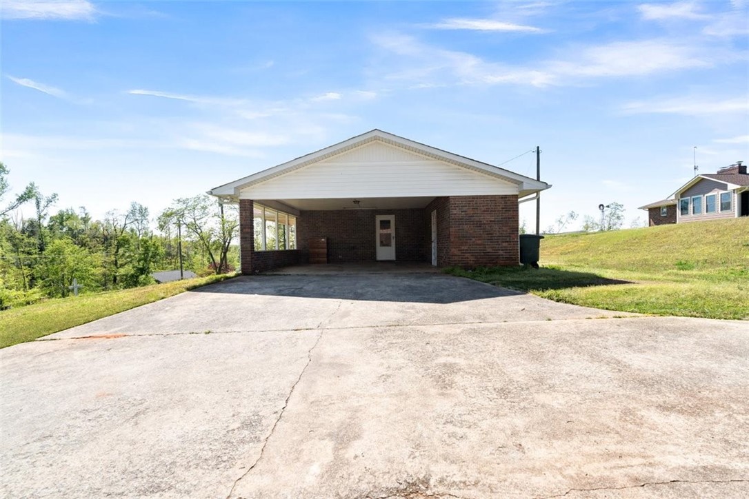 404 Dalton Road Seneca, SC 29678 - Photo 14 of 30 Gallery Image 14