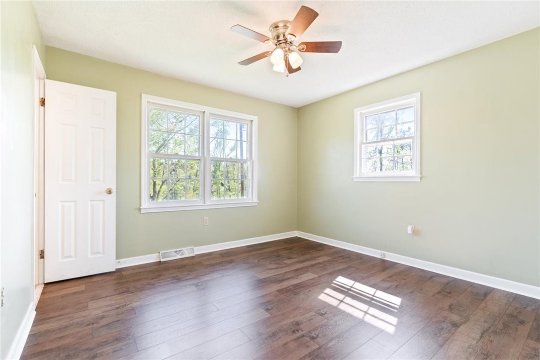 404 Dalton Road Seneca, SC 29678 - Photo 19 of 30 Gallery Image 19