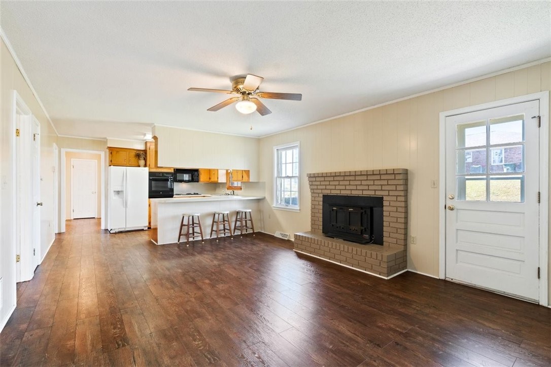 404 Dalton Road Seneca, SC 29678 - Photo 6 of 30 Gallery Image 6