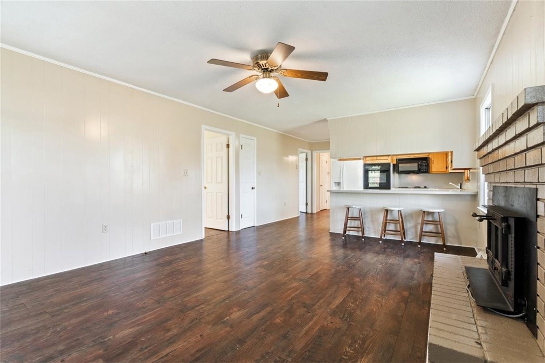 404 Dalton Road Seneca, SC 29678 - Photo 7 of 30 Gallery Image 7