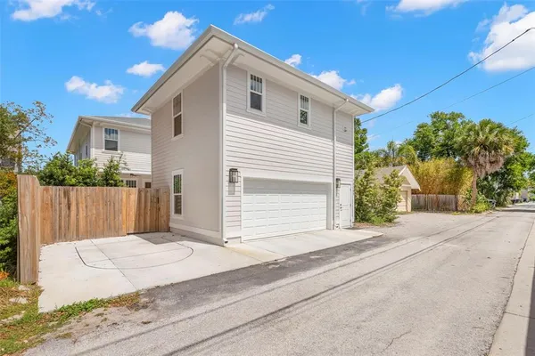 $1,795,000 | 1038 26th Avenue North, St. Petersburg, FL 33704