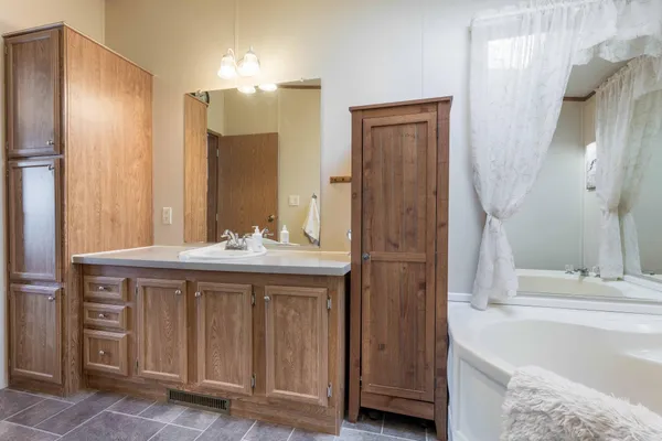 $400,000 | 14547 Hilltop Road, Ashby, MN 56309