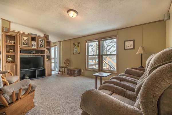 $400,000 | 14547 Hilltop Road, Ashby, MN 56309
