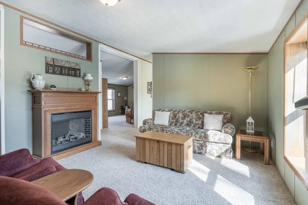 $400,000 | 14547 Hilltop Road, Ashby, MN 56309