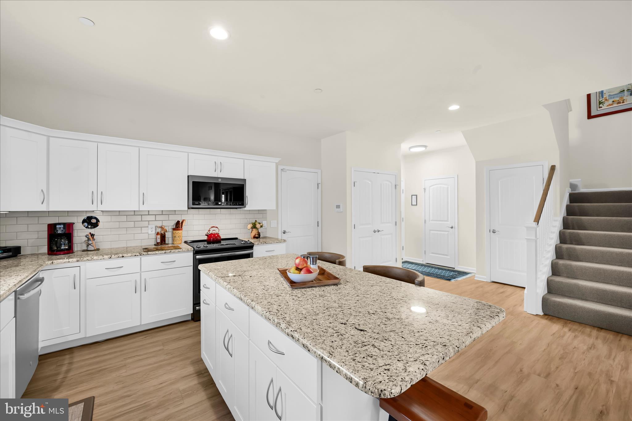 718 Stone Creek Road Lancaster, PA 17603 - Photo 3 of 34 Kitchen