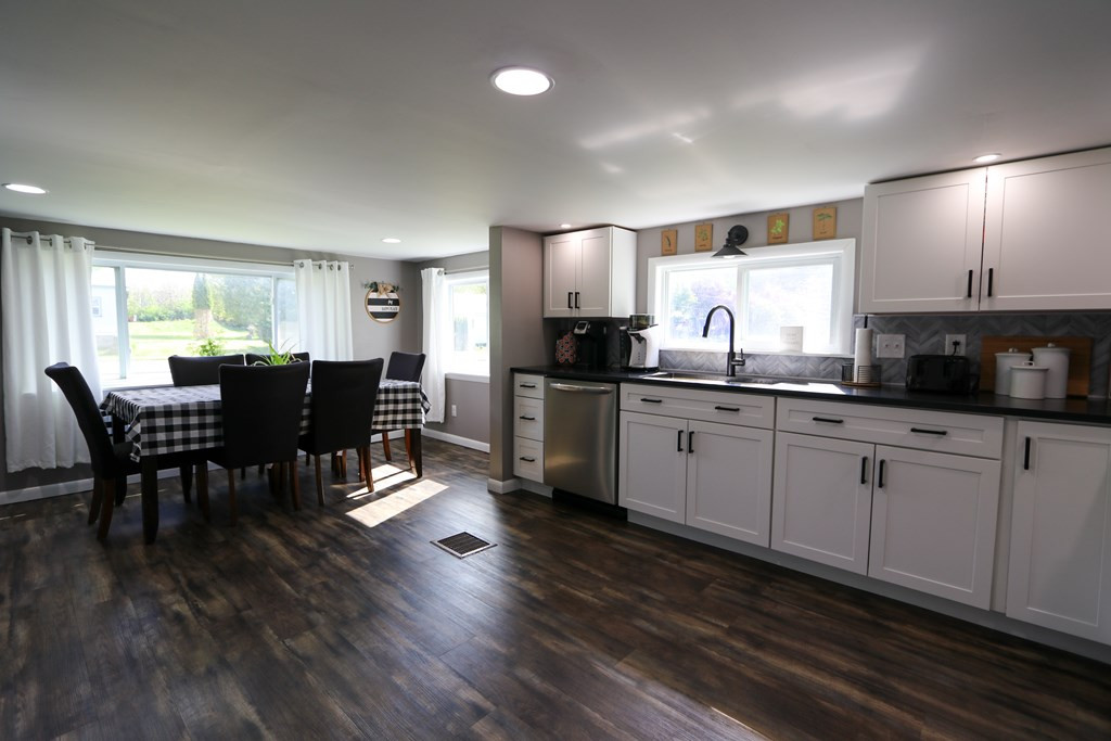 346 Irona Road Altona, NY 12910 - Photo 6 of 30 Gallery Image 6