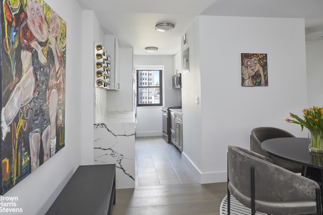 345 East 80th Street, Unit 14K Manhattan, NY 10075 - Photo 2 of 8