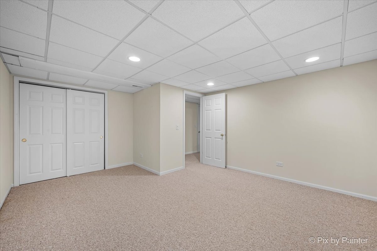20 Lochbrook Lane Inverness, IL 60010 - Photo 18 of 27 a view of an empty room