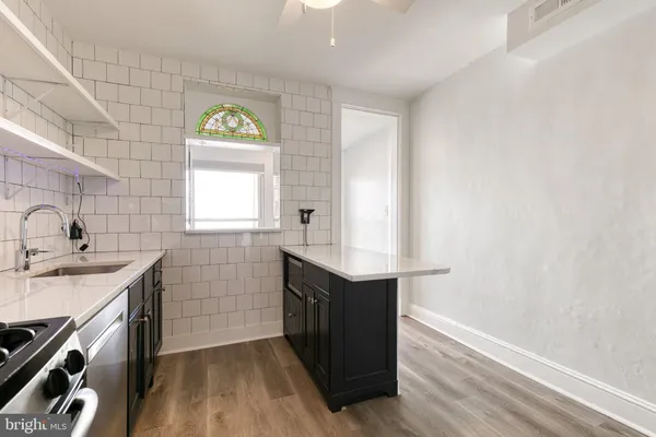 $2,300 | 860 West 33rd Street, Baltimore, MD 21211