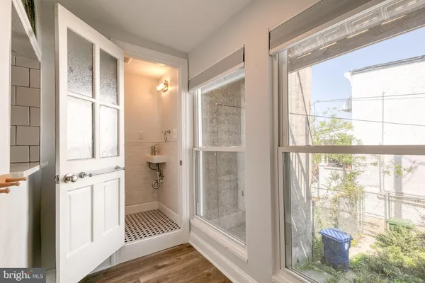 $2,300 | 860 West 33rd Street, Baltimore, MD 21211