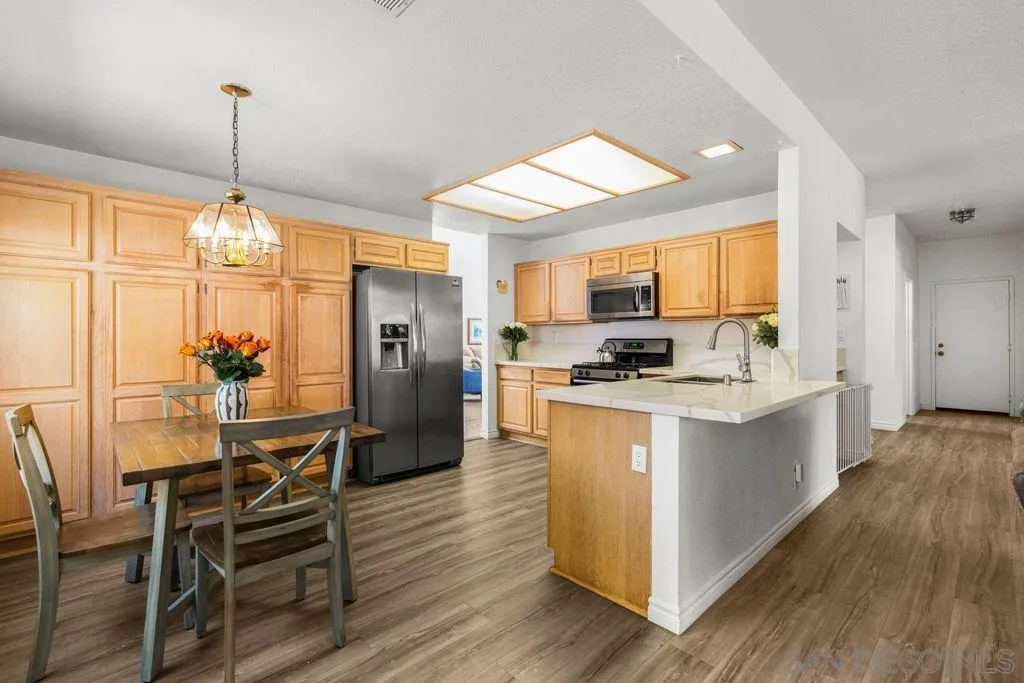 844 Rio Claro Court Oceanside, CA 92057 - Photo 18 of 53 Gallery Image 18