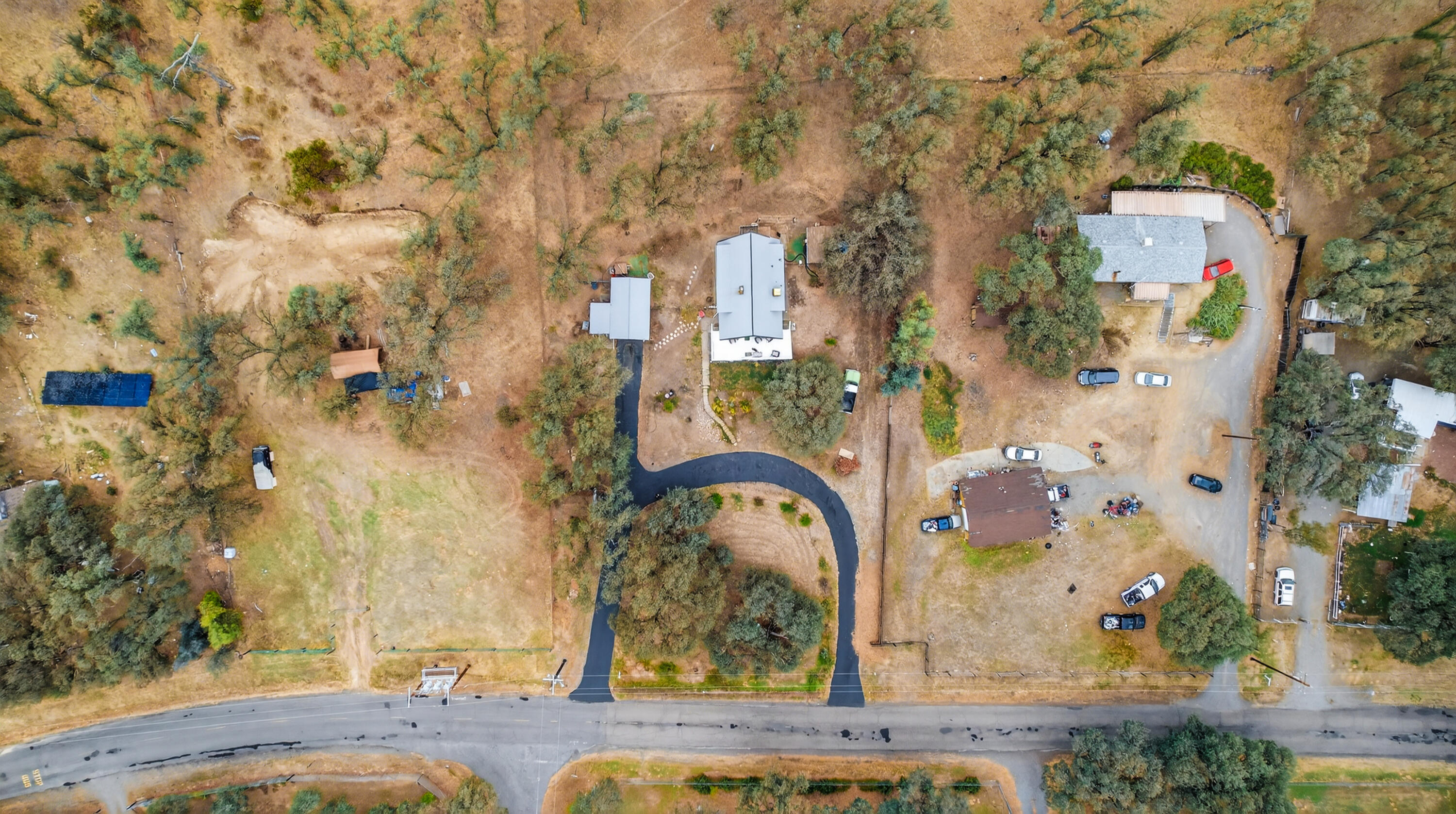 16937 Stagecoach Road Corning, CA 96021 - Photo 12 of 24 front view of a house