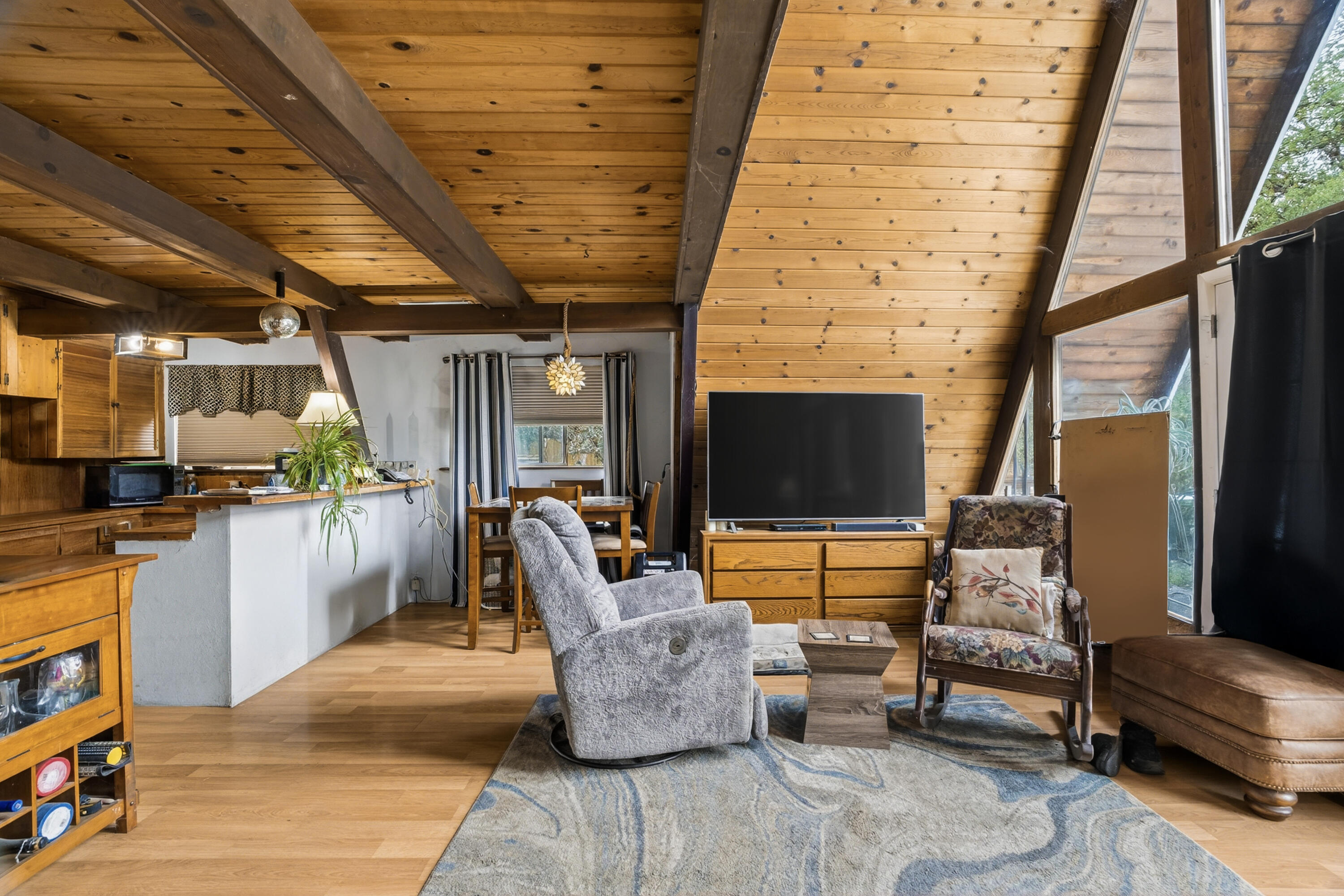 16937 Stagecoach Road Corning, CA 96021 - Photo 6 of 24 a outdoor space with furniture and flat screen tv