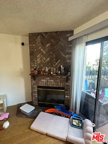 $485,000 | 14400 Tupper Street, Unit B, Panorama City, CA 91402