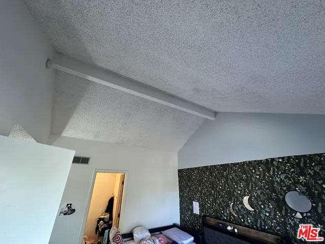 $485,000 | 14400 Tupper Street, Unit B, Panorama City, CA 91402