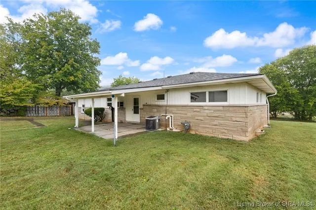 $240,000 | 135 South Murphy Street, Marengo, IN 47140