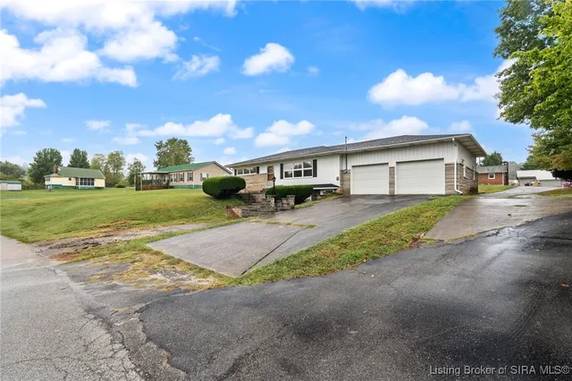 $240,000 | 135 South Murphy Street, Marengo, IN 47140